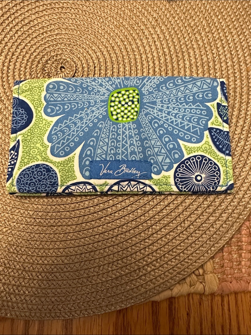 Vera Bradley Blue and Lime Green doodle daisy check book cover nwot retired